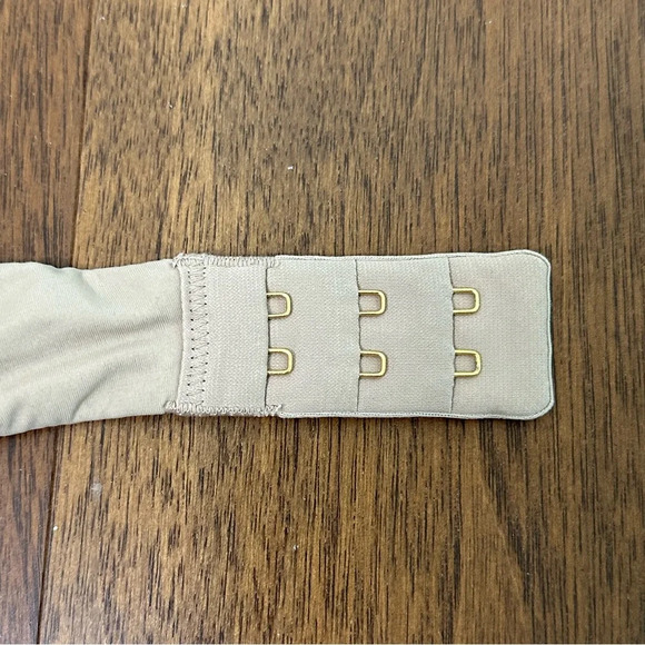 Third Love 24/7 Classic T-Short Bra Sz. 32B in Classic Taupe - Picture 8 of 11